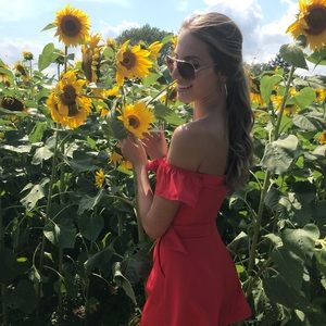 Meet your Posher, Julia